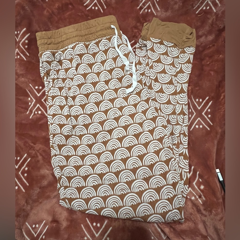 GUC little sleepies rust rainbow sleep pants